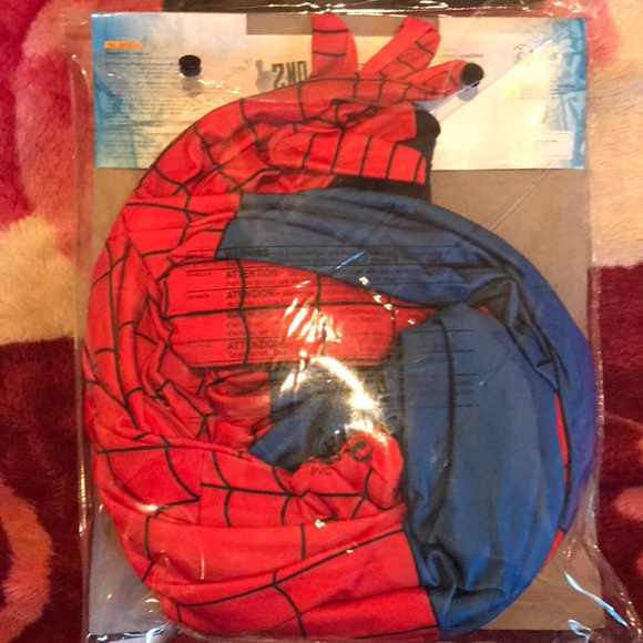 Spider-Man Costume - Picture 2 of 6